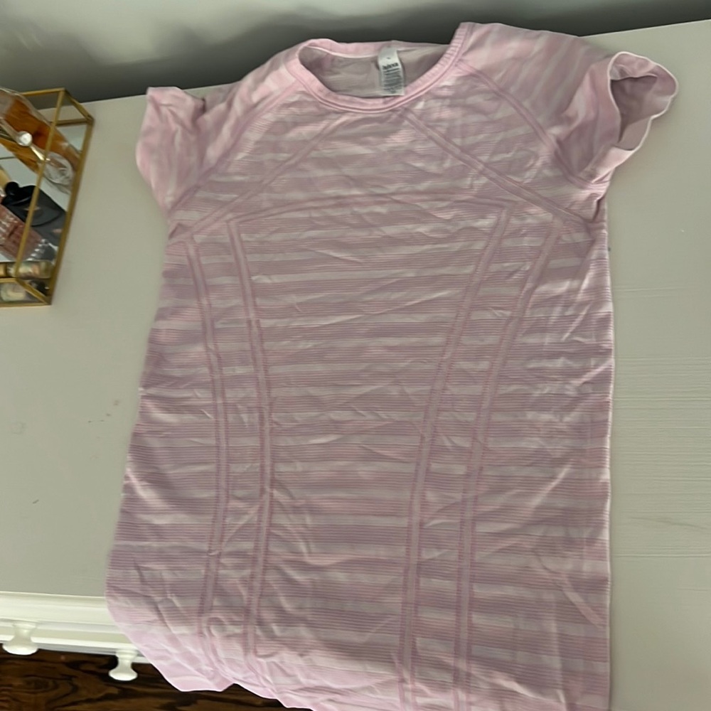 Ivivva top